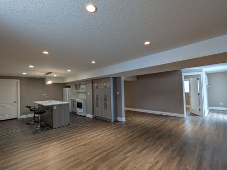 For Lease - 747 REDTAIL Court, London North, Ontario - Photo 5