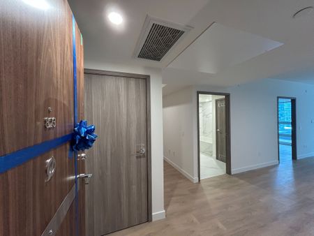 For Lease - 3 Concord Cityplace Way Unit# 823, Toronto, Ontario - Photo 5