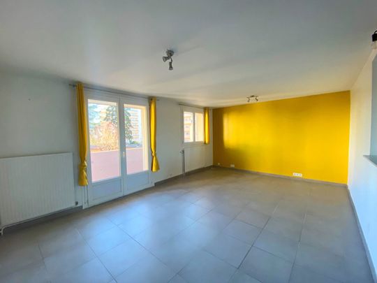 Location Appartement 4 pièces 62m² ROANNE 42300 - Photo 1