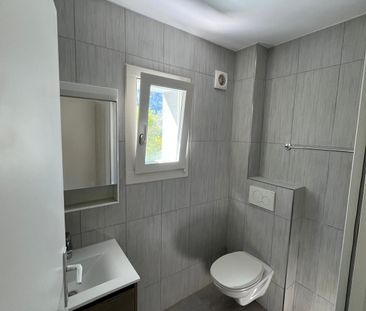 Appartement 3 pièces rénové au cœur de Moutier - Photo 4