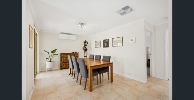 Warm, Private & Perfectly Positioned 3 Bedroom Villa in Joondanna Gardening Included. - Photo 1
