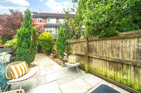 3 bedroom terraced house to rent - Photo 5