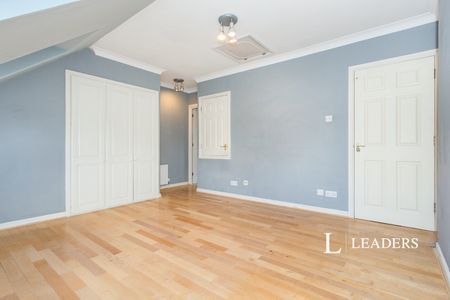 4 bedroom town house to rent Ravensworth Gardens, CB1 - Photo 5
