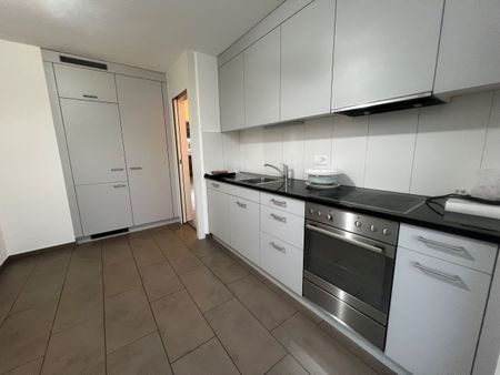 4 PIECES - CENTRE-VILLE DE BULLE - Photo 3