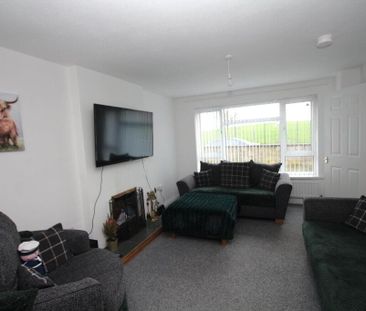 76 Downshire Road, Carrickfergus, BT38 7LD - Photo 2