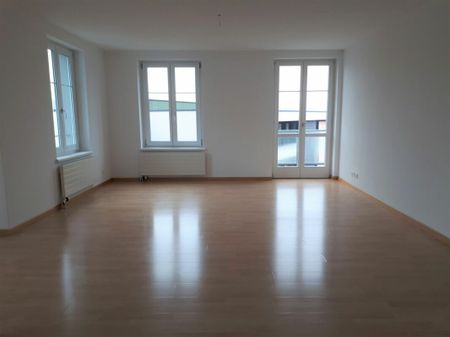 Woh­nen über den Dä­chern der Stadt - Photo 2