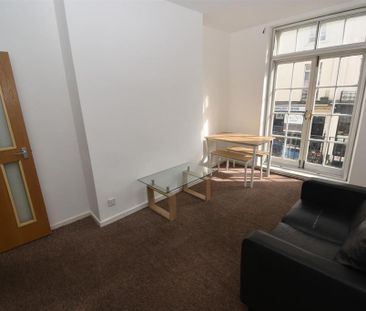 2 bedroom apartment to rent - Photo 6