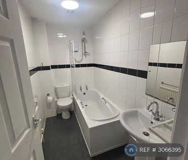 2 bedroom semi-detached house to rent - Photo 6