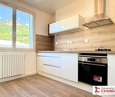 Location Appartement 3 pièces 66m² - Photo 2