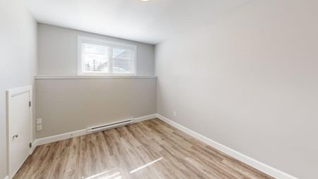 - Cinema Lane, E1A 9W1, Moncton - Photo 2