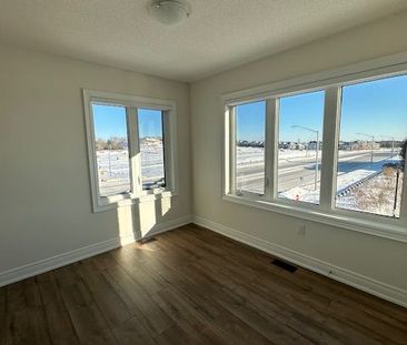 For Lease - 2900 Whites Road, Pickering, Ontario - Photo 4