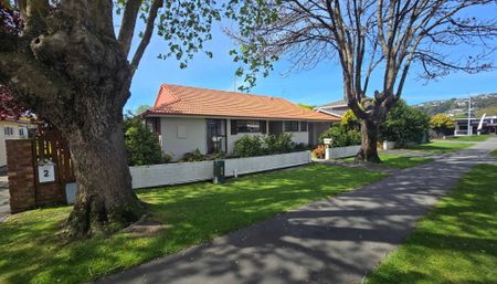 2 Bedroom home in sought after Cashmere - Photo 2