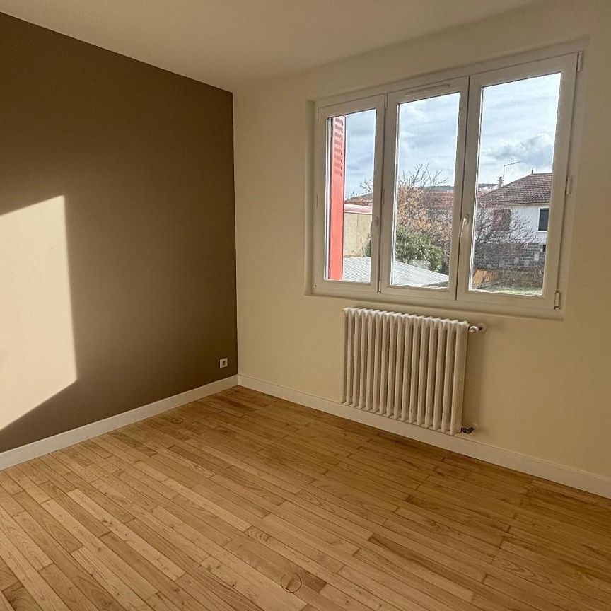 Location Maison 4 pièces 93m² LEMPDES 63370 - Photo 1