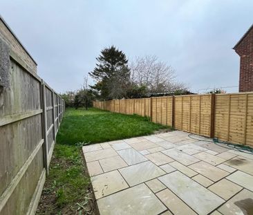 2 bedroom detached house to rent - Photo 5