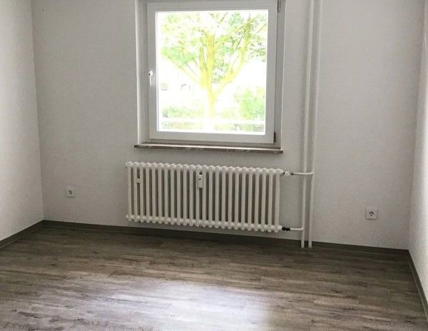 Geräumige 3-Zimmer-Wohnung mit Balkon und Abstellraum - Photo 1