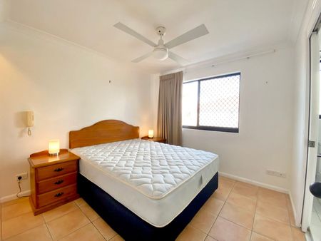 Serene Riverfront Retreat - Photo 3