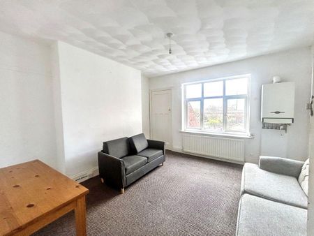 2 bed upper flat to rent in NE24 - Photo 2