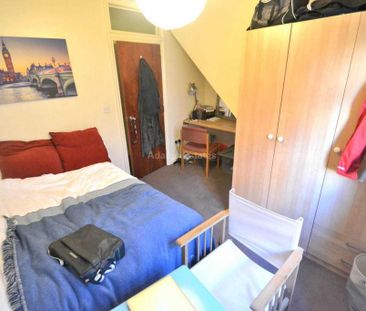 5 bedroom semi-detached house to rent - Photo 5