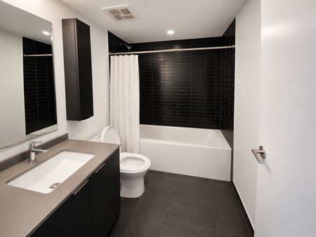 For Lease - 86 Dundas Street Unit# 1606, Mississauga, Ontario - Photo 2