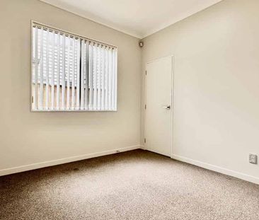 Granny Flat - Photo 2