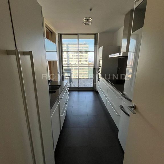 2 room luxury Apartment for rent in Barcelona, Catalonia - Photo 1