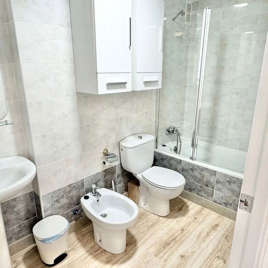 Apartamento de alquiler en Carrer José Segrelles, Canet d'En Berenguer - Photo 1