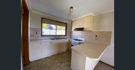 Two Bedroom Unit Close to Everything - Photo 3