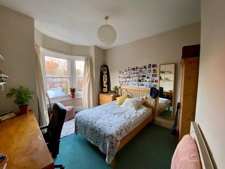6 Bed Terraced House, Tennyson Road, SO17 - Photo 5