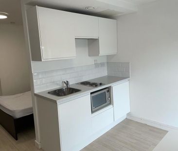 Studio to rent - Photo 5