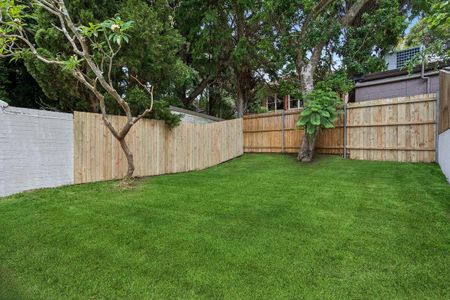 Executive Family Home in Prime Position - Photo 5