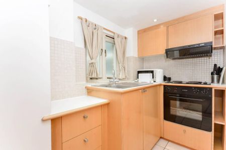 Studio to rent - Photo 3