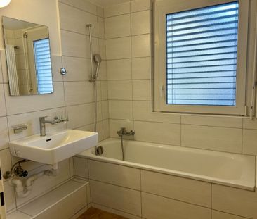 Spacious 4-room apartment with terrace - Photo 4