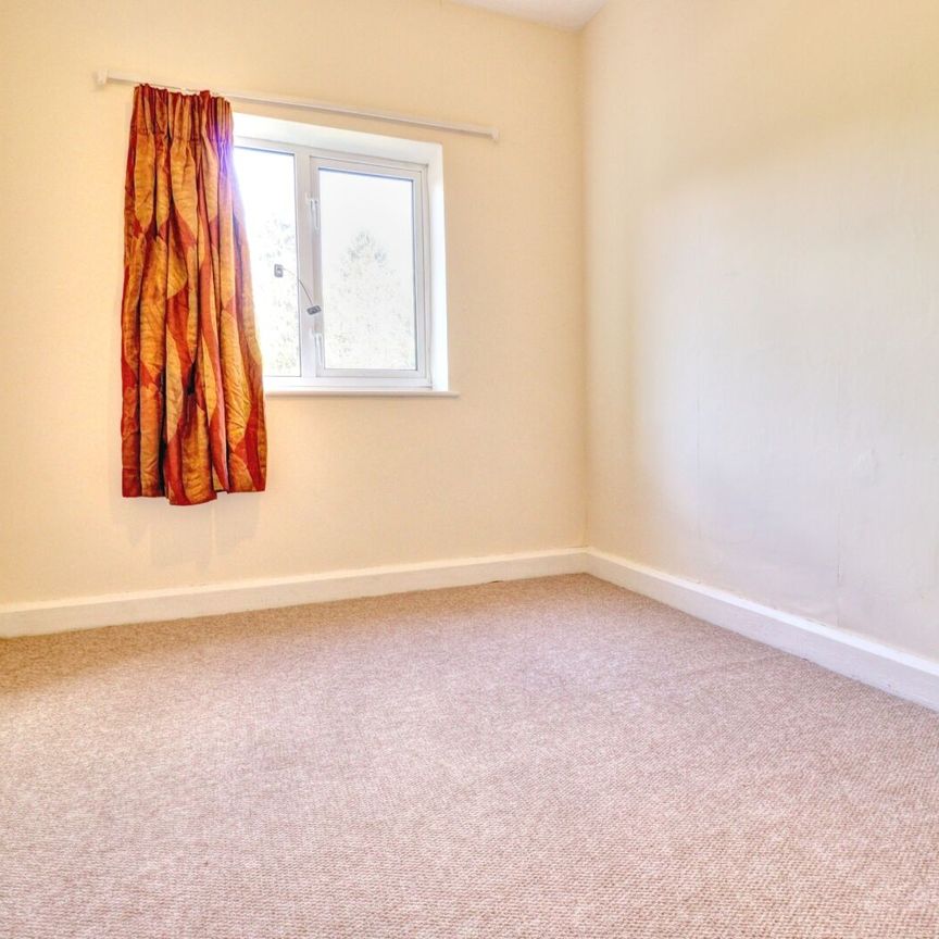 3 bedroom flat to rent, - Photo 1