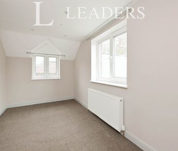 3 bedroom detached to rent Foundry House, Daventry, NN11 4RH - Photo 5