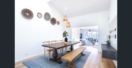 30 Boomerang Crescent, Bundall $2,400 pw - Photo 3