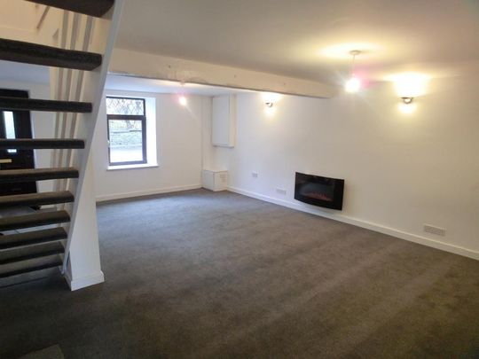 3 bedroom terraced house to rent - Photo 1