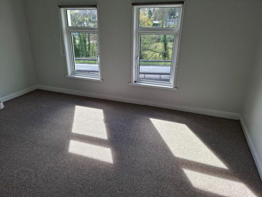 35 Kitcheners Avenue, Larne, BT40 2AB - Photo 1