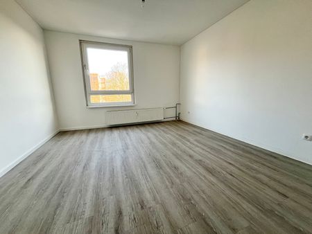 **TOP** renovierte 3-Zimmer-Wohnung mit Balkon! - Foto 3