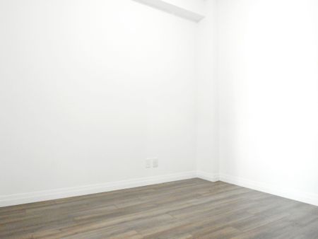 For Lease - 2150 Lawrence Avenue Unit# 909, Toronto, Ontario - Photo 3