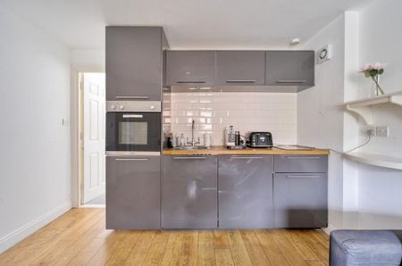 1 bedroom flat to rent - Photo 3