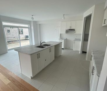 For Lease - 85 Baycroft blvd Boulevard, Essa, Ontario - Photo 4