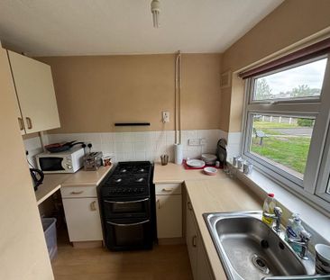 1 bedroom flat to rent - Photo 6