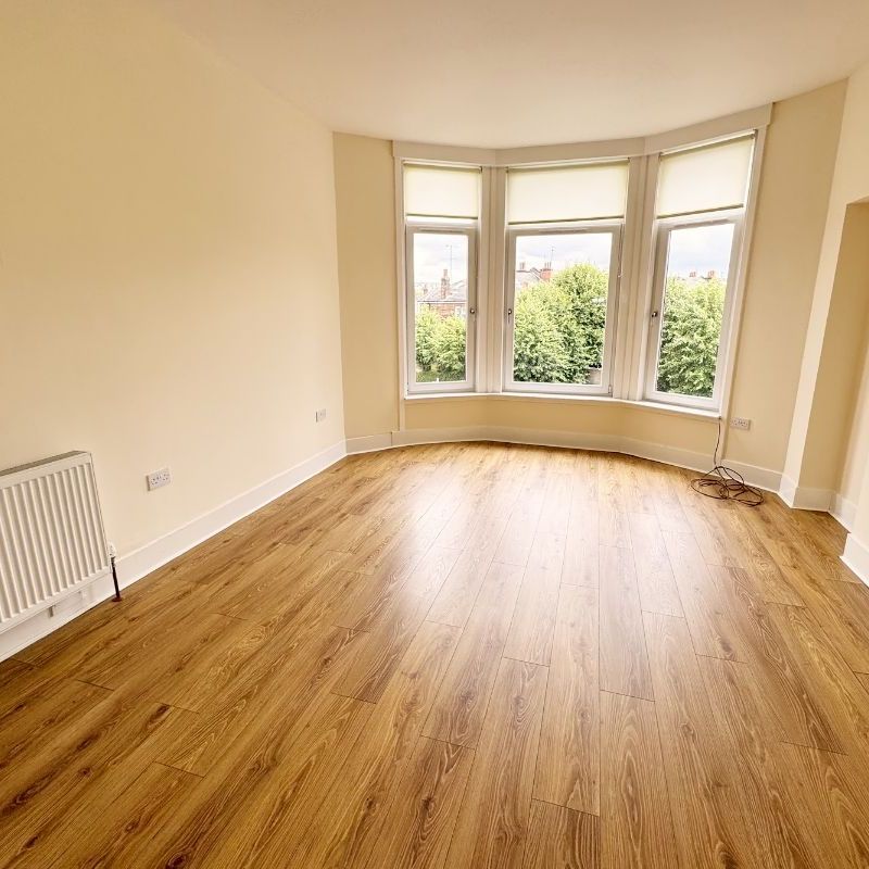 2 Bed, Flat - Photo 1