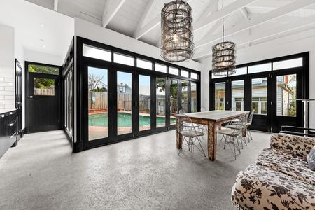 18 Brisbane Street, Ascot Vale VIC 3032 - Photo 2