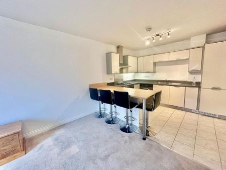 2 bedroom flat to rent - Photo 3