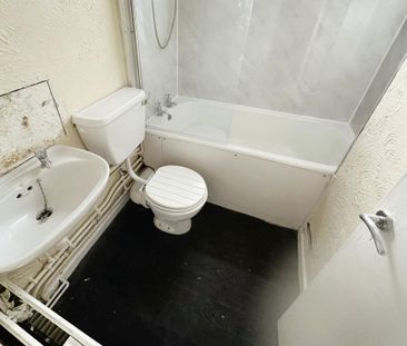 Studio to rent - Photo 6