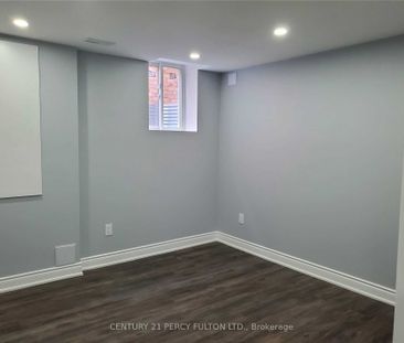 Detached Home For Lease | E8131492 - Photo 6