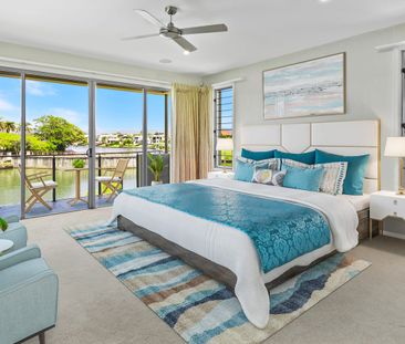 Move-in Ready, Timeless and Exceptional Two-Storey Waterfront Famil... - Photo 6