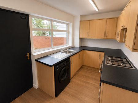 Birch Hall Lane, Manchester M13, London - Photo 4
