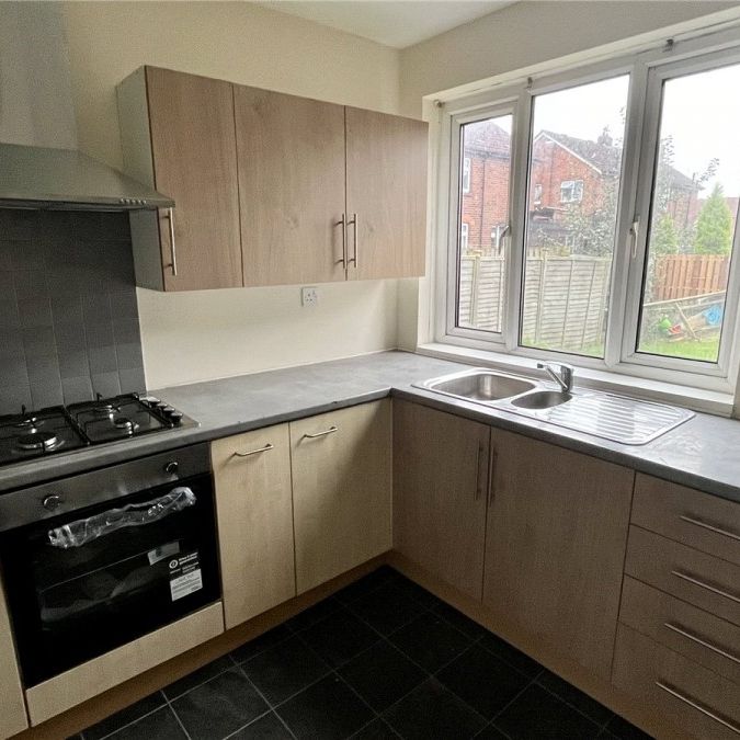 Third Avenue, Liversedge, West Yorkshire, WF15 - Photo 1